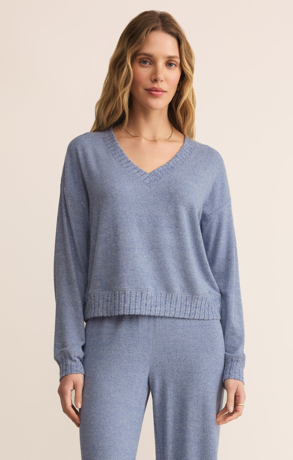 ZLT254699_BVL_FRONT